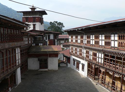 File:Inside Trongsa dzong.jpg - Wikimedia Commons