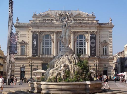 File:Place de la comedie, Montpellier.JPG - Wikimedia Commons