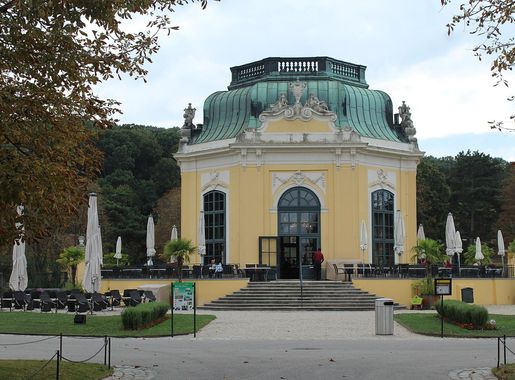 File:Wien-Schönbrunn, Tiergarten, der Kaiserpavillon.JPG - Wikimedia Commons