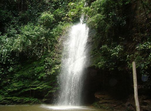 File:Wli waterfalls.JPG - Wikimedia Commons