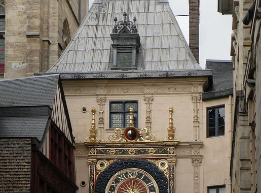 File:Rouen.Gros-Horloge.jpg - Wikimedia Commons