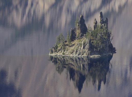 File:Phantom Ship - Crater Lake National Park (15176204199).jpg - Wikimedia  Commons