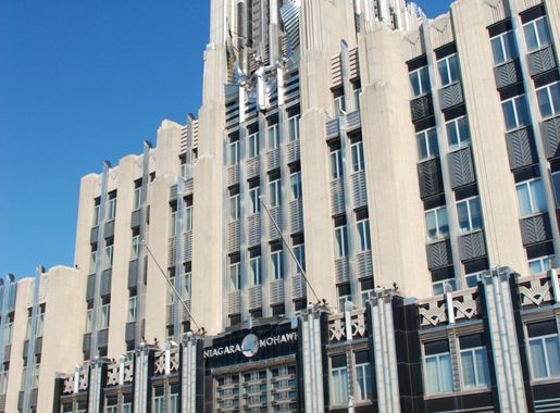 File:Niagara Mohawk Bldg (Syracuse, NY)a.jpg - Wikimedia Commons