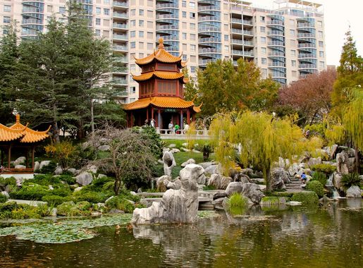 File:Chinese Garden of Friendship (looking back at city).jpg - Wikimedia  Commons