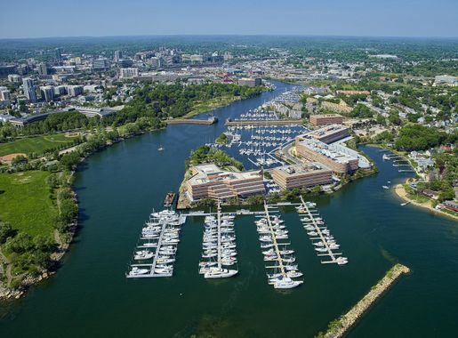 File:Shippan Landing Stamford Connecticut Skyline Aerial.jpg - Wikimedia  Commons