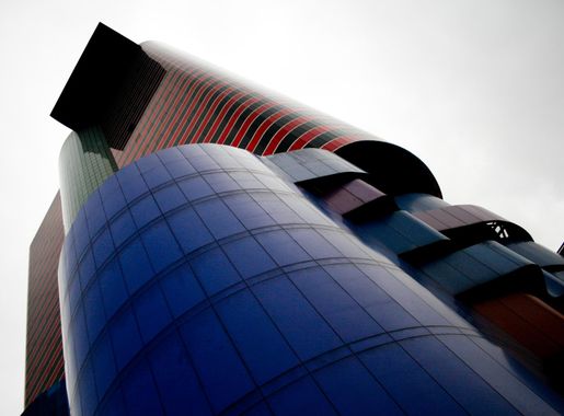 File:Instituto Tomie Ohtake, Ruy Ohtake (5877894133).jpg - Wikimedia Commons