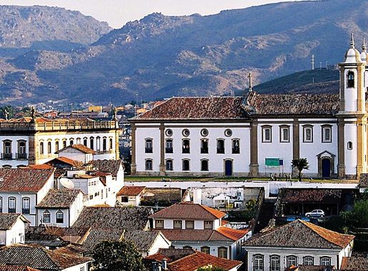 File:Ouro Preto, Minas Gerais, Brasil 2.JPG - Wikimedia Commons