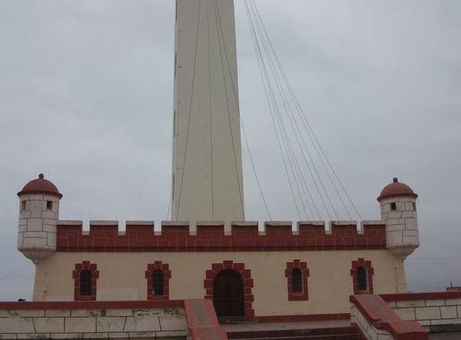 File:Faro Monumental de La Serena.JPG - Wikimedia Commons