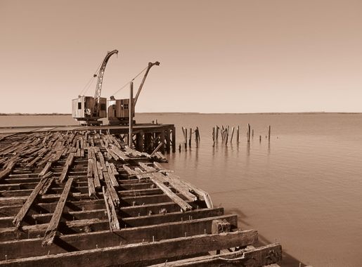 File:Muelle - Frigorifico Anglo - Fray Bentos - Rio Negro - Uruguay.JPG -  Wikimedia Commons