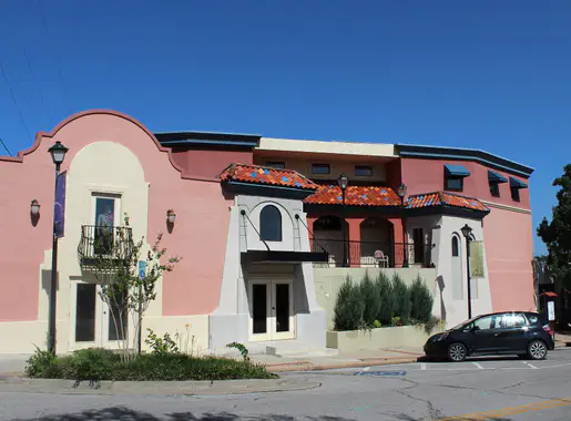 File:Paseo Arts District - Oklahoma City, OK USA PASEO ARTIST ASSOCIATION -  panoramio (1).jpg - Wikimedia Commons