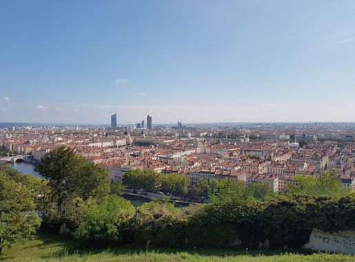 File:Panoramic view of Lyon 02.jpg - Wikimedia Commons