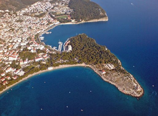File:Sv. Petar, Makarska iz zraka00073.JPG - Wikimedia Commons