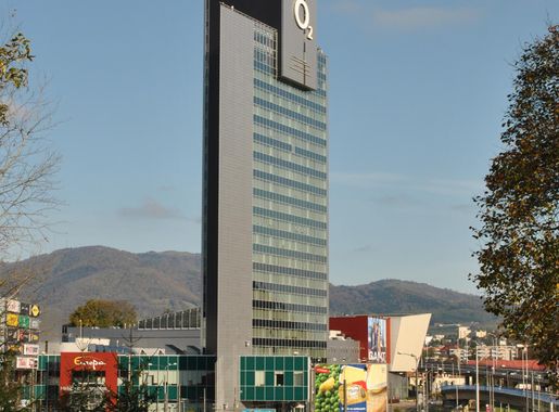 File:Banská Bystrica - Európa Shopping Centre.JPG - Wikimedia Commons