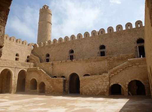 File:Medina of Sousse-130323.jpg - Wikimedia Commons
