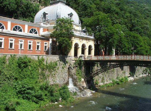 Fișier:Herkulesfürdő2.jpg - Wikipedia