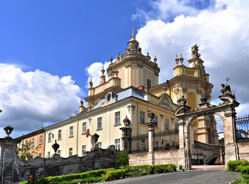 File:St. George's Cathedral Lviv.jpg - Wikimedia Commons