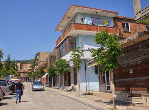 File:Ballsh, Mallakastër, Albania 2019 06 – Residential houses.jpg -  Wikimedia Commons