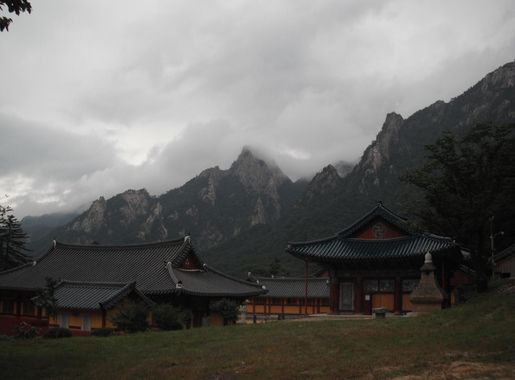 National Parks of Korea: Seoraksan > Osan Air Base > Stories
