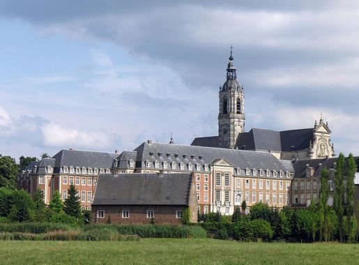 File:Averbode abbey - panorama.jpg - Wikipedia