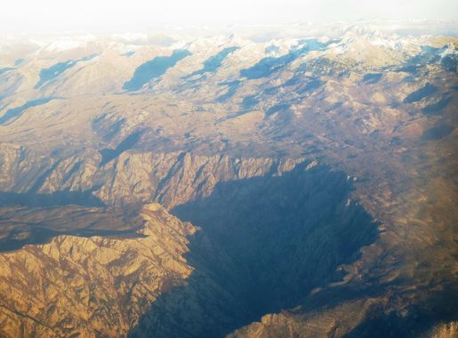 File:Podgorica district Moraca Canyon and Bjelasica mountains IMG 1337.JPG  - Wikimedia Commons