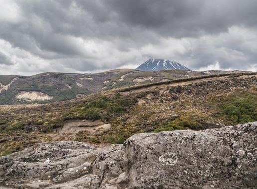 File:Landscape in Tongariro National Park 14.jpg - Wikimedia Commons
