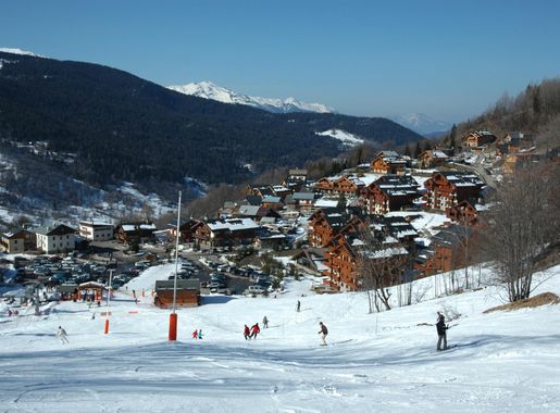 File:Méribel Village.jpg - Wikimedia Commons