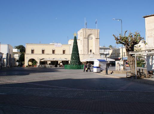 File:Kos-Eleftherias Square (Piazza)-Orfeas (former Casa del  Fascio)-01ASD.jpg - Wikimedia Commons