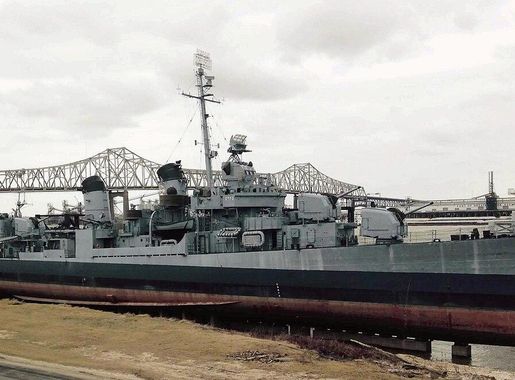 File:USS Kidd (DD-661) in Baton Rouge, Louisiana (USA), on 26 February  2015.jpg - Wikimedia Commons