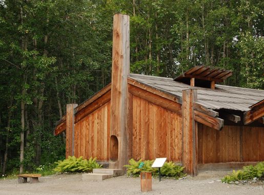 File:Replica house - Alaska Native Heritage Center Museum.jpg - Wikimedia  Commons