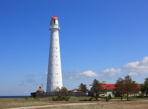 File:Tahkunatuletorn Tahkuna poolsaarel Hiiumaal.jpg - Wikipedia