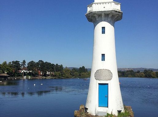File:Roath Park Lighthouse.jpg - Wikimedia Commons