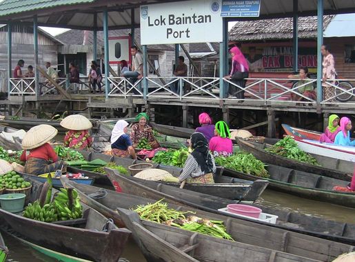 Berkas:Floating Market Lok Baintan, Lok Baintan Port.JPG - Wikipedia bahasa  Indonesia, ensiklopedia bebas