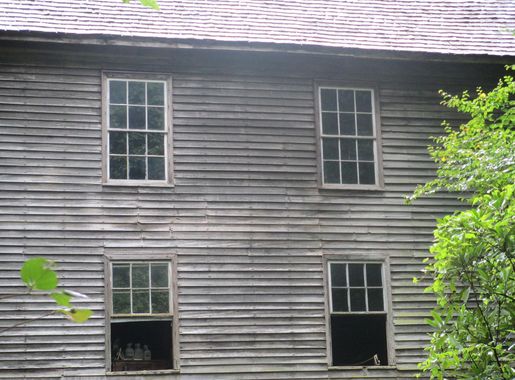 File:Building housing Mingus Mill, GSMNP IMG 4925.JPG - Wikimedia Commons