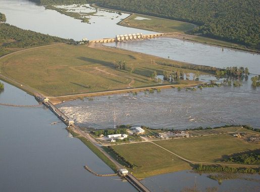 File:Old River Control Structures from the air 2011.jpg - Wikimedia Commons
