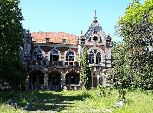 File:Parcul Ţaul Conacul Pomner.jpg - Wikimedia Commons