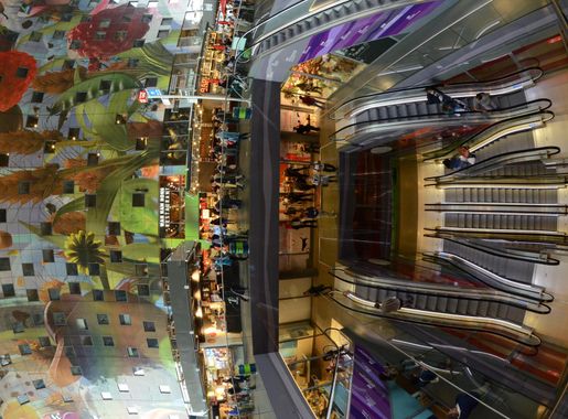 File:Markthal Rotterdam interior 1.JPG - Wikimedia Commons