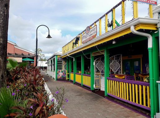 File:Port Lucaya Marina ^ Marketplace - panoramio (1).jpg - Wikimedia  Commons