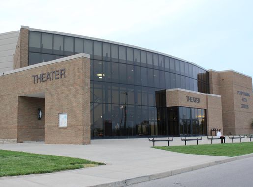 File:Centerville High School Performing Arts Center.jpg - Wikimedia Commons