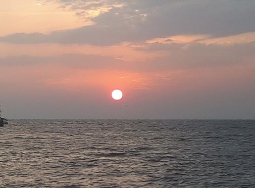 File:Lake Victoria, Sunset at Dunga Hill Camp.jpg - Wikimedia Commons