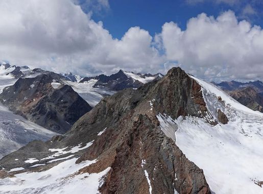 File:Ötztal Alps.jpg - Wikimedia Commons