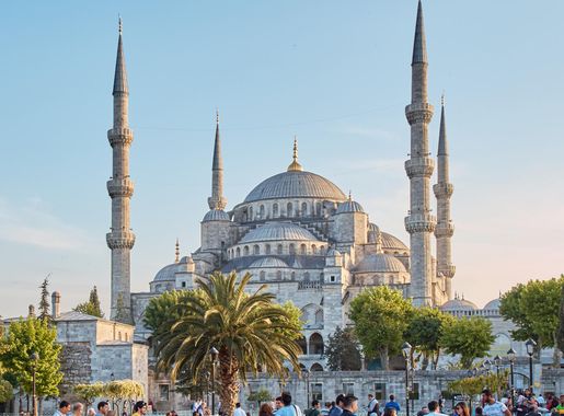 File:Istanbul (34223582516) (cropped).jpg - Wikipedia