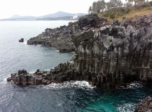 Free Images : sea, coast, formation, cove, bay, stack, terrain, cape,  islet, jeju island, column joint, korea joint, jusangjeolli cliff 3128x2346  - - 835434 - Free stock photos - PxHere