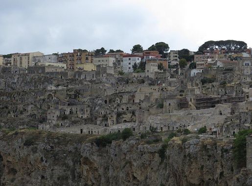 File:099 Rione Casalnuovo (Sasso Caveoso, Matera), des de Via Madonna delle  Virtù.jpg - Wikimedia Commons