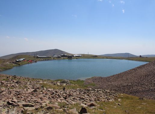 File:Lake Kari, Armenia 12․08․2018 (7).jpg - Wikimedia Commons