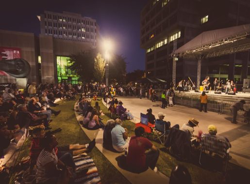 File:Baton Rouge Town Square Music.jpg - Wikimedia Commons