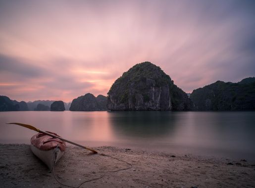 Free Images : landscape, sea, coast, nature, rock, horizon, mountain,  cloud, sky, sunrise, sunset, mist, sunlight, morning, shore, lake, dawn,  river, dusk, evening, reflection, asia, reservoir, body of water, loch,  laos, vietnam,