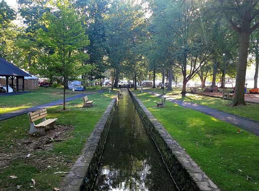 File:Lititz Spring Park.jpg - Wikipedia