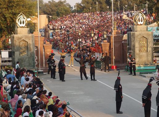 File:Wagah border ceremony2.jpg - Wikipedia