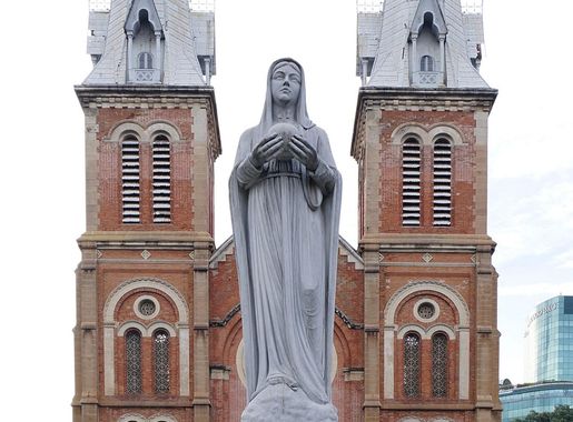 File:Saigon Notre-Dame (front).JPG - Wikimedia Commons