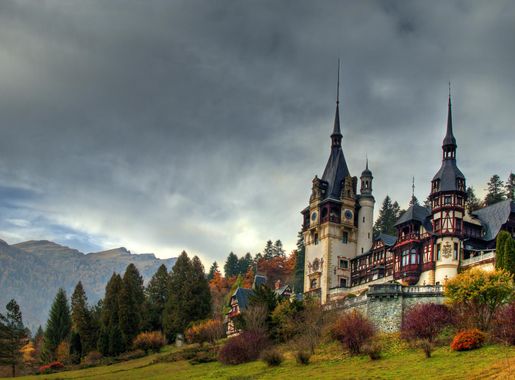 Slika:Castelul Peles, Sinaia - Vedere panoramica.jpg - Wikipedija, prosta  enciklopedija